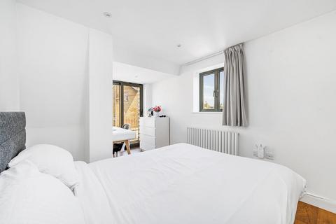Flat 2, 2b Cherington Road, London, W7 3HJ