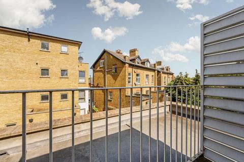 Flat 2, 2b Cherington Road, London, W7 3HJ