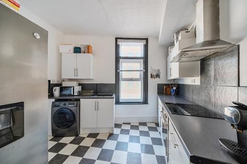 1 bedroom flat for sale, Grove Road South, Hampshire PO5