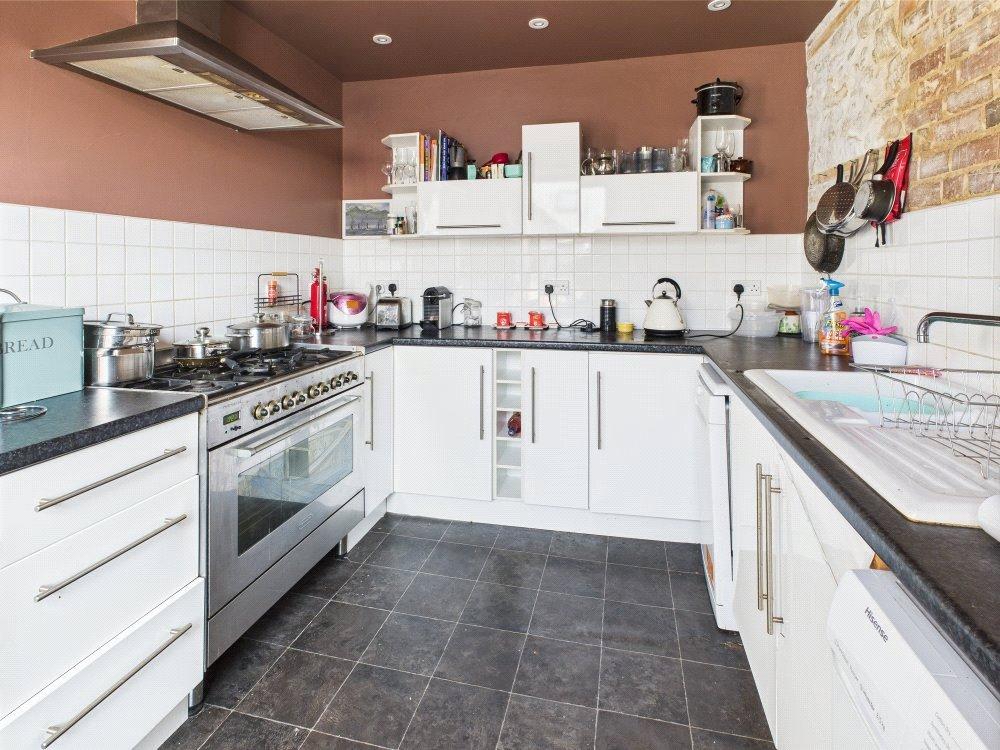 Kitchen Alt