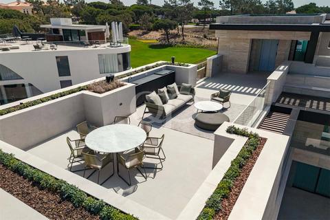3 bedroom apartment, One Green Way Penthouse Apartment, Quinta Do Lago, Portugal