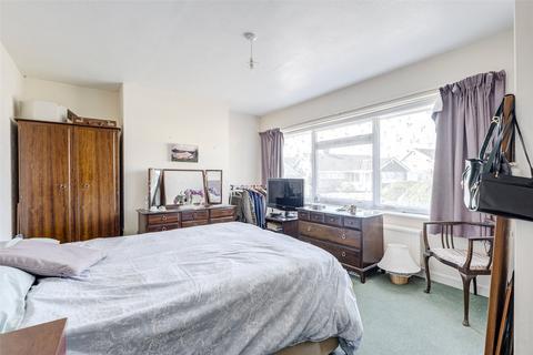 2 bedroom bungalow for sale, Tamar Avenue, Worthing, West Sussex, BN13