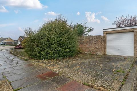 2 bedroom bungalow for sale, Tamar Avenue, Worthing, West Sussex, BN13
