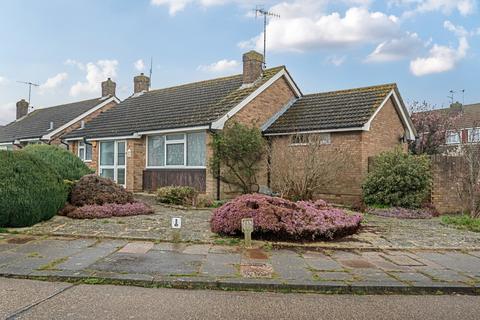 2 bedroom bungalow for sale, Tamar Avenue, Worthing, West Sussex, BN13