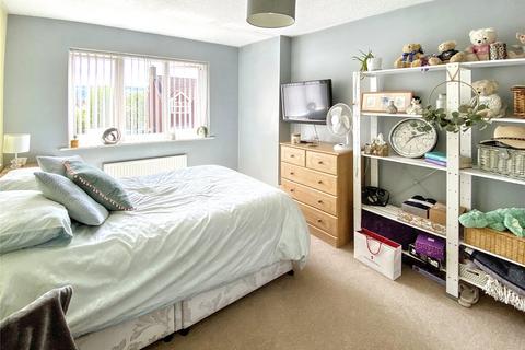 6 Juniper Close, Tiverton, EX16 6TX