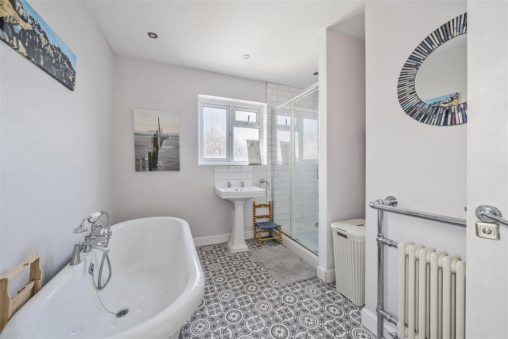 Family bathroom