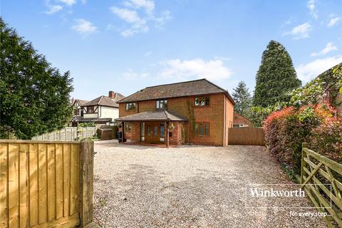 New Road, Ferndown BH22