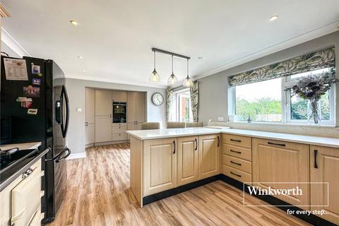 4 bedroom detached house for sale, New Road, Ferndown BH22