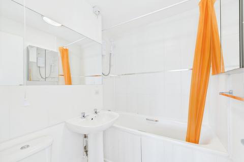 24 Manor Road, Witney, OX28 3SR
