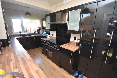 55 Douglas Crescent, Houghton Regis, Dunstable, LU5 5AS
