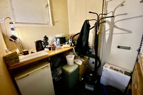 Office to rent, Main Road, Gidea Park