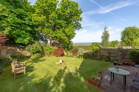 12 High Meadow Close, Dorking, RH4 2LG