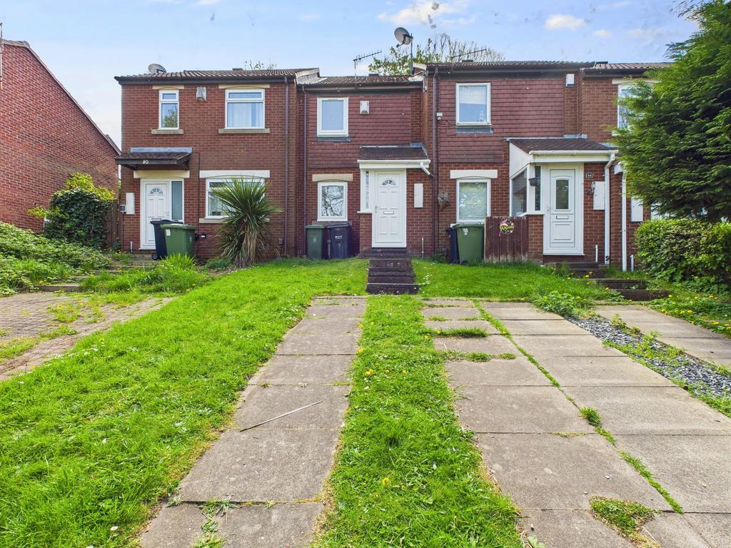Cobden Terrace, Deckham, Gateshead, NE8 2 bed terraced house - £55,000
