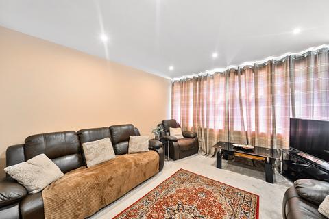 53 Rawnsley Avenue, Mitcham, CR4 4BX