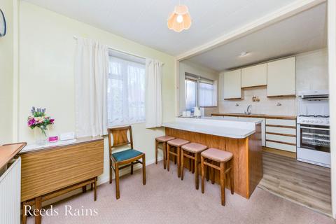 3 bedroom end of terrace house for sale, Hulley Road, Cheshire SK10