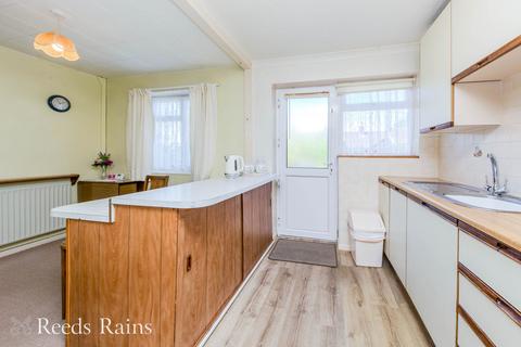 3 bedroom end of terrace house for sale, Hulley Road, Cheshire SK10