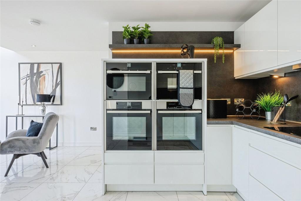 Kitchen/Reception