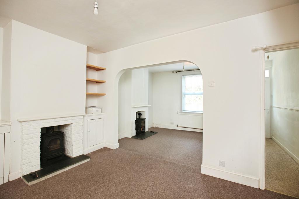 Lounge &amp; Dining Room
