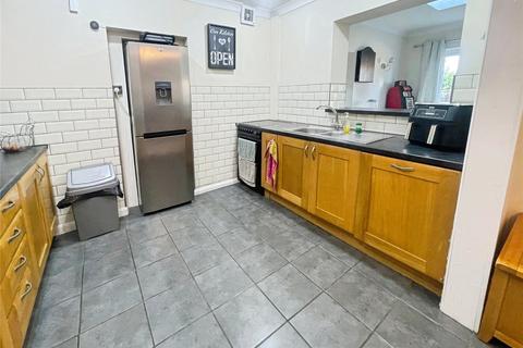 3 bedroom semi-detached house for sale, Springhill Road, West Midlands WV11