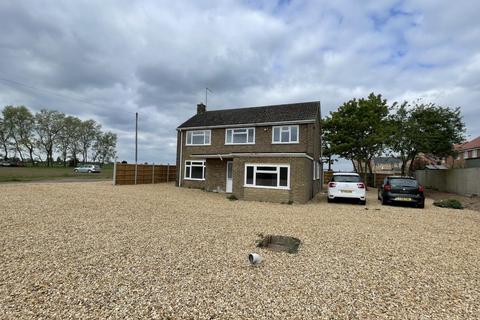 3 bedroom detached house for sale, James Road: Crowland