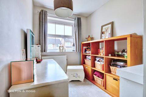 3 Hussar Close, Daventry, NN11 9HJ