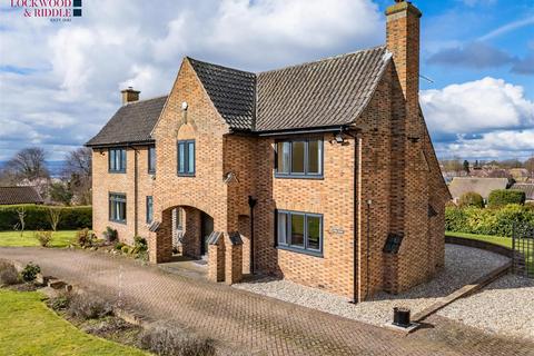 Sledgate Lane, Wickersley, Rotherham