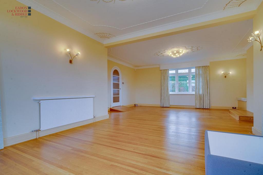 Large Lounge 2.jpg