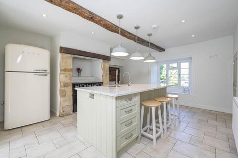 undefined, Banks Farm, Upper Oddington