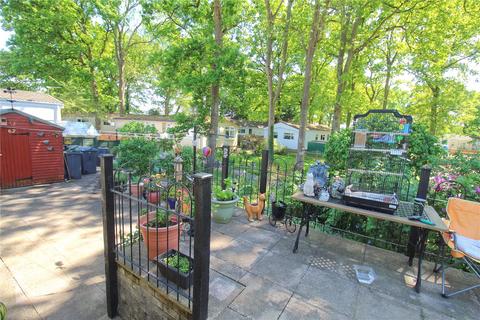2 bedroom park home for sale, Trowbridge Lodge Park, Trowbridge