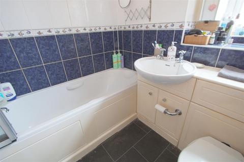 2 Gloucester Place, Billericay, CM12 0YL