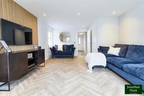 undefined, Olvega Drive, Buntingford SG9