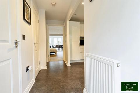 5 Olvega Drive, Buntingford, SG9 9FJ
