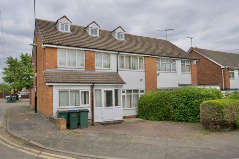 5 bedroom semi-detached house for sale