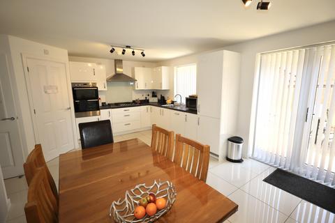 5 Hayes Drive, Wells, BA5 2GR