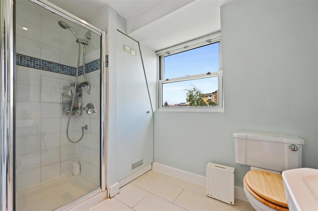 Poplar Grove - Shower Room3 (1).JPG