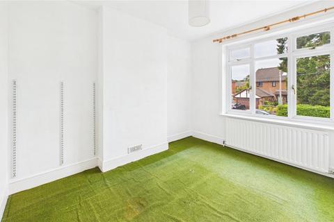 65 Grasmere Road, Lightwater, GU18 5TL
