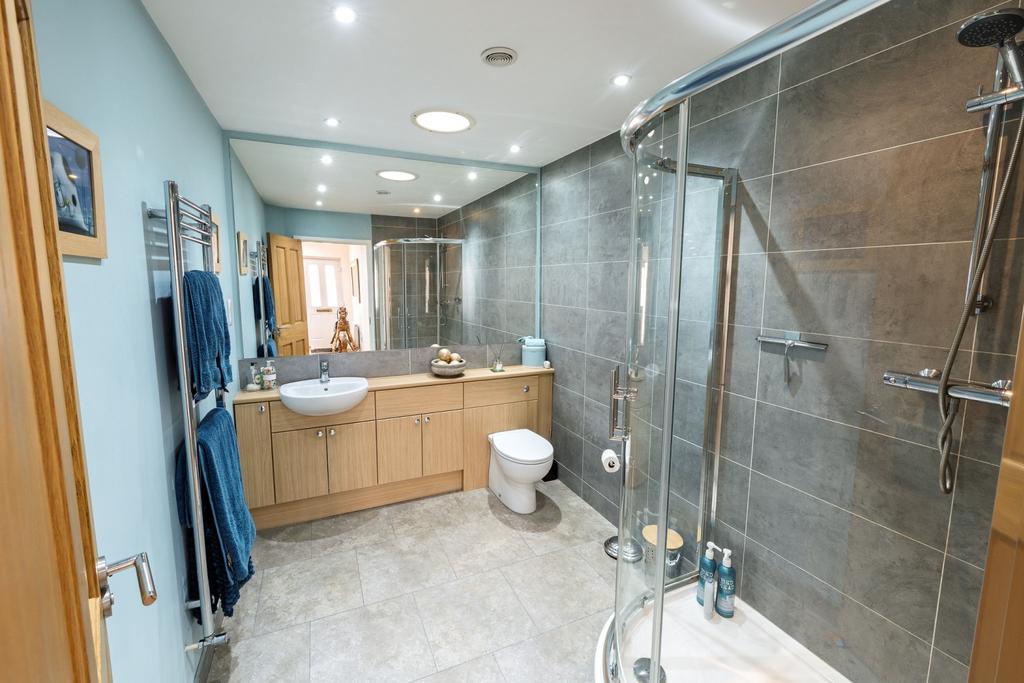 67 High St Walcott 0018