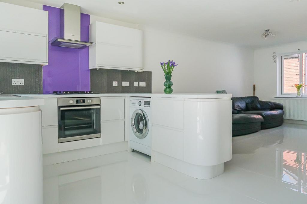 Kitchen Lounge