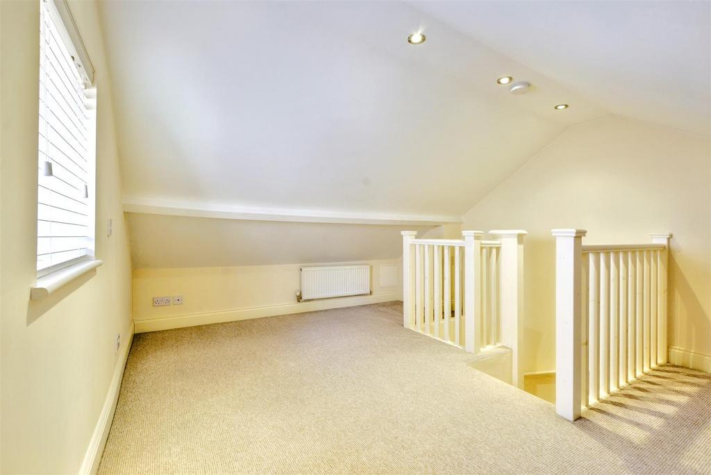 Attic 3.jpeg