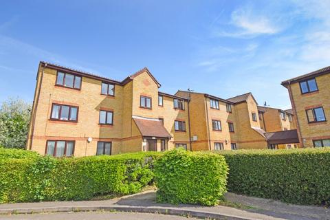 Lowestoft Drive, Cippenham, Berkshire, SL1