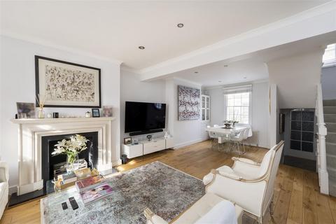 undefined, First Street, Chelsea, SW3