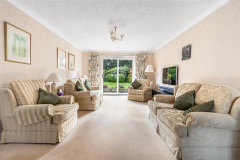 undefined, Chester Close, Potters Bar EN6