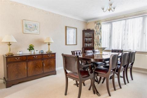 undefined, Chester Close, Potters Bar EN6