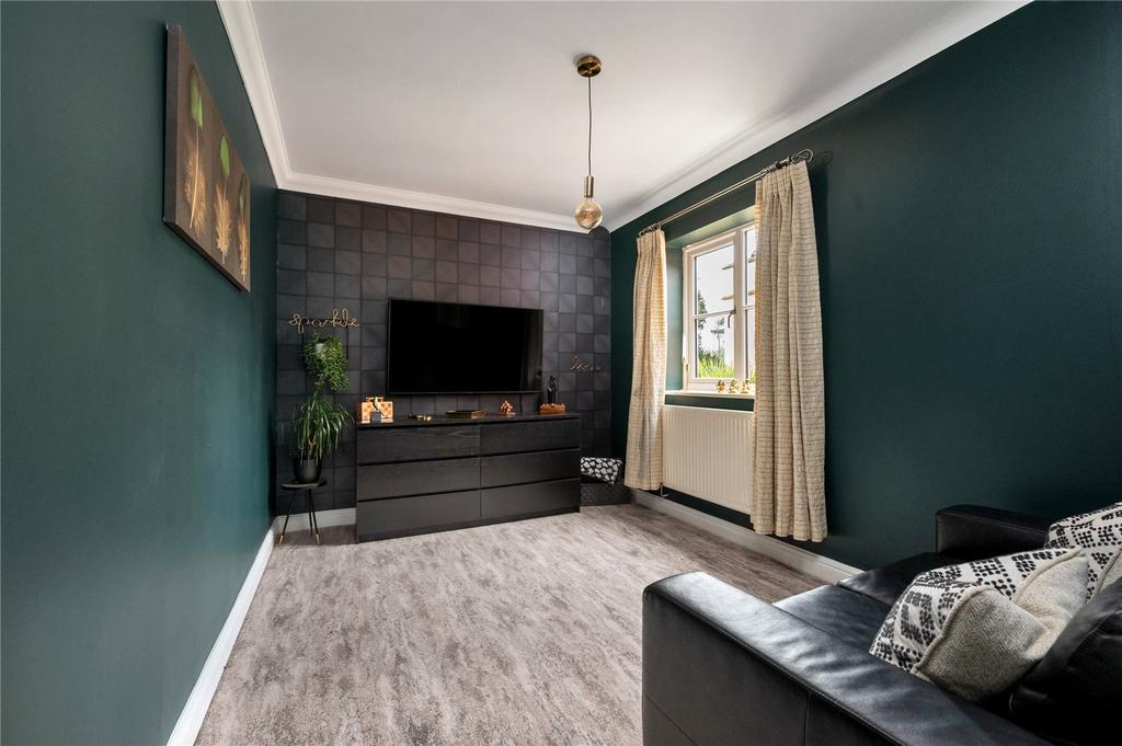 Bedroom/Sitting Room