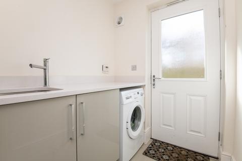 3 Coleberd Close, Ottery St Mary, EX11 1FJ