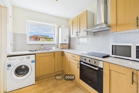 2 bedroom apartment to rent, Lawson Court, High Street, HU1 1HA