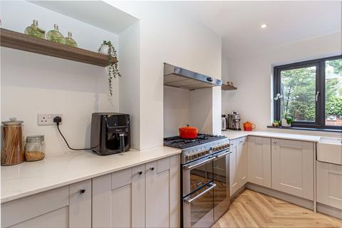 37 Ashmead Drive, Cofton Hackett, Birmingham, B45 8AB