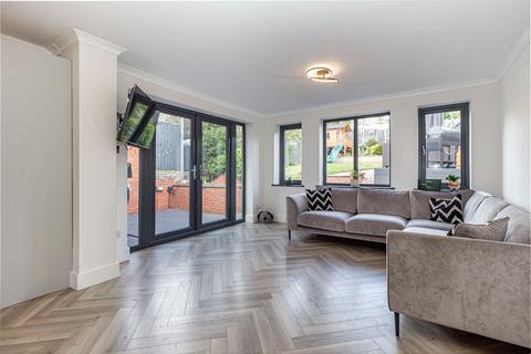 37 Ashmead Drive, Cofton Hackett, Birmingham, B45 8AB