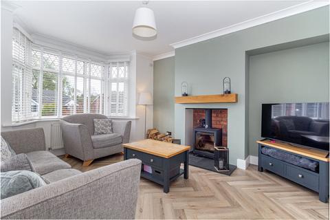 37 Ashmead Drive, Cofton Hackett, Birmingham, B45 8AB