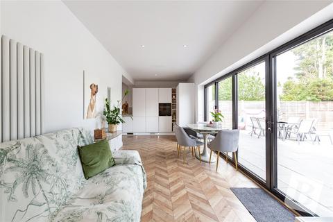 20 Bruce Grove, Wickford, SS11 8QN